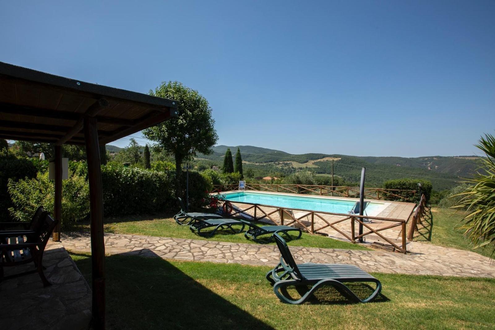 Agriturismo Podere Acqualoreto Bagian luar foto